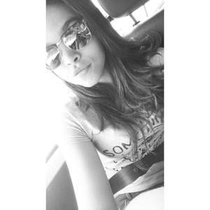 Meet your Posher, Sabrina